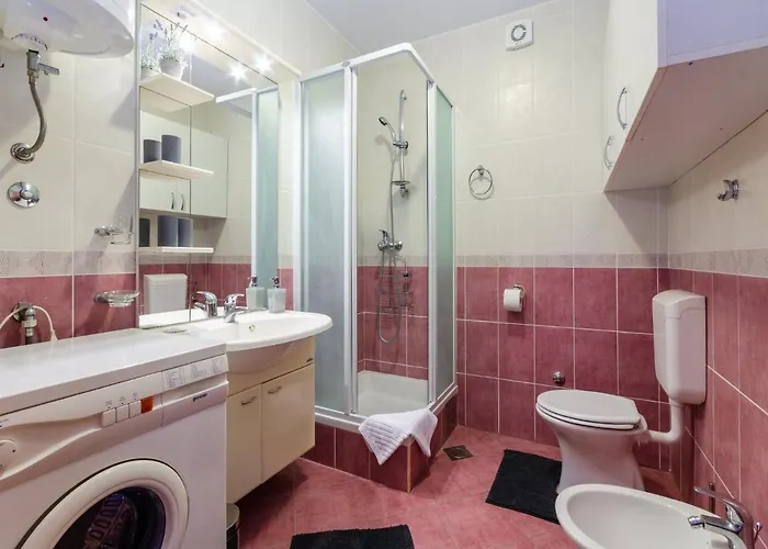 아파트 Nenad 드라말리